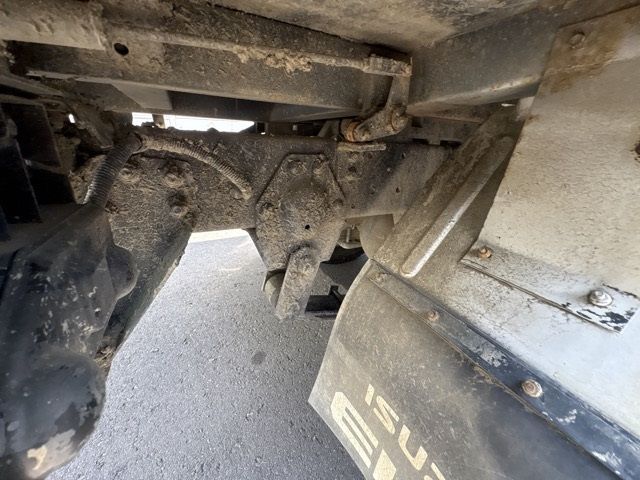 2013 Isuzu Elf dump auction photo 16