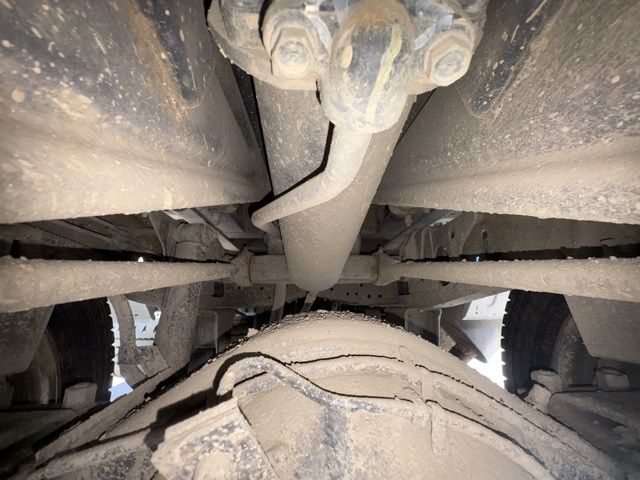 2013 Isuzu Elf dump auction photo 15
