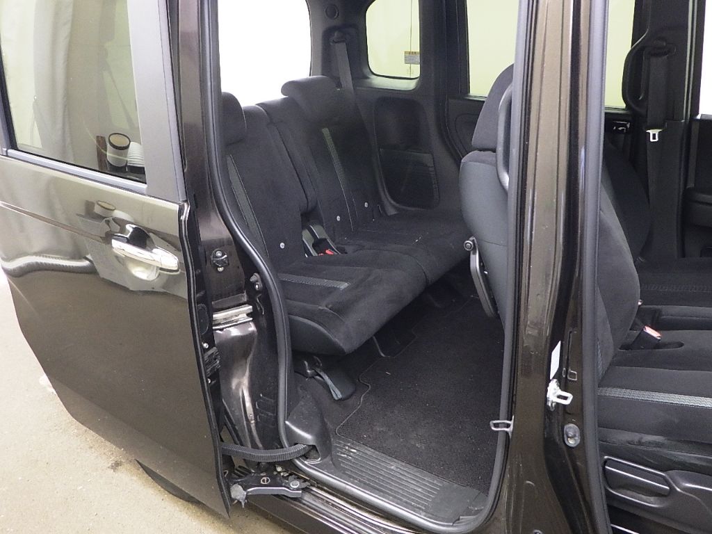 2021 Honda N-BOX 4WD カスタムL auction photo 7