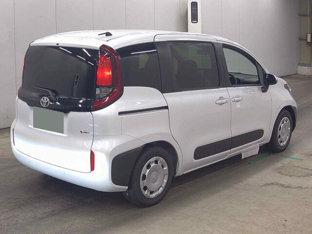 2026 Toyota Sienta Hybrid G auction photo 5