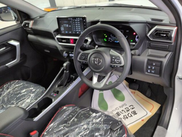 2026 Toyota Raize Hybrid Z auction photo 3