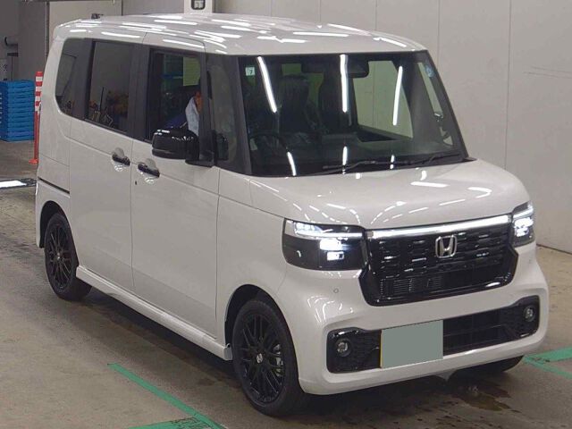 2026 Honda N-BOX Turbo Black Style 4WD Japan auction vehicle