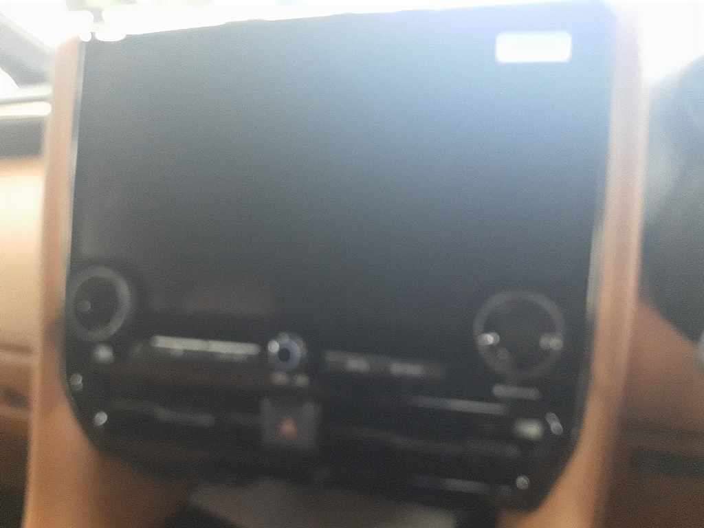 2025 Toyota Vellfire Z Premier auction photo 12