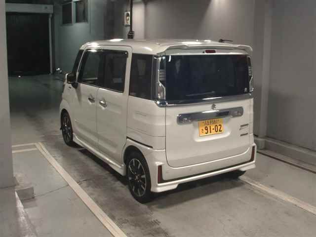 2022 Suzuki Spacia Hybrid XS auction photo 2