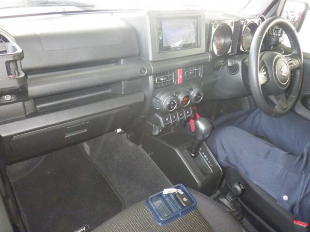 2025 Suzuki Jimny XC 4WD auction photo 3