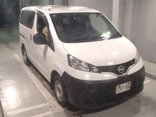 2021 Nissan NV200 Vanette Van DX Japan auction vehicle