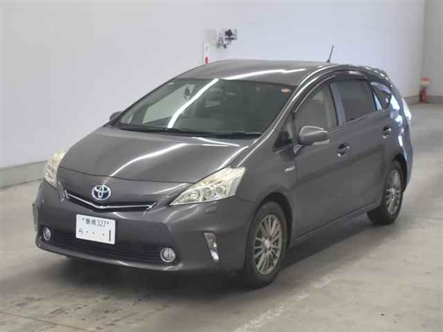 2014 Toyota Prius Alpha G auction photo 4