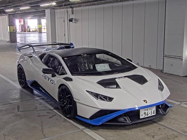 Japan Auction Vehicles 5 2022 Lamborghini ランボルギーニ Huracan STO auction photo