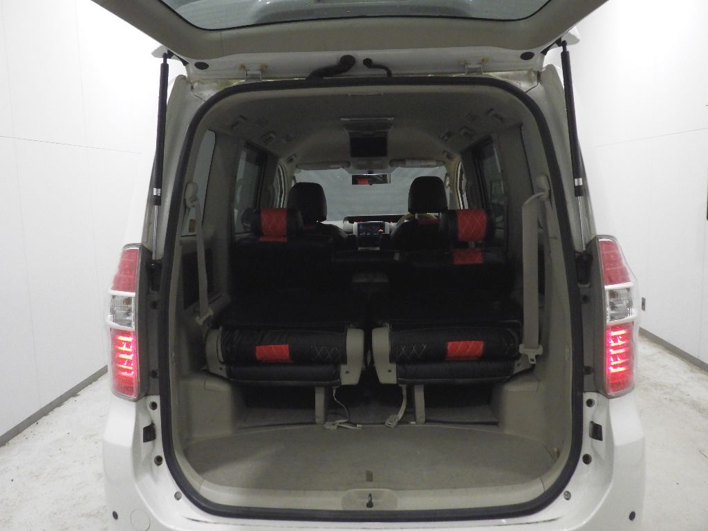 2008 Toyota Noah 4WD S Gエディション auction photo 8