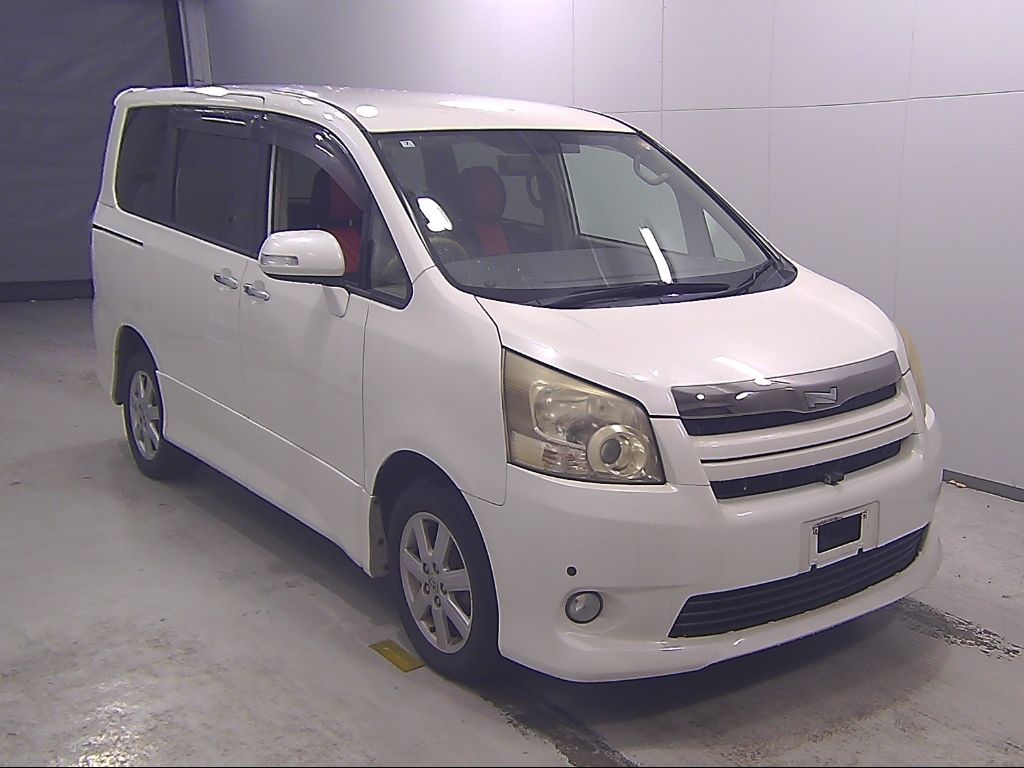 Japan Auction Vehicles 14 2008 Toyota Noah 4WD S Gエディション auction photo