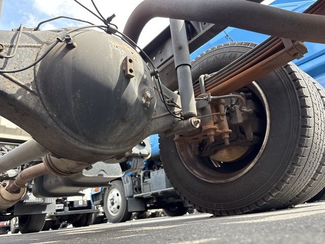 2018 Mitsubishi Fuso Canter chassis auction photo 10