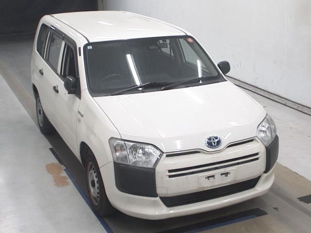 2020 Toyota Succeed Hybrid UL Japan auction vehicle