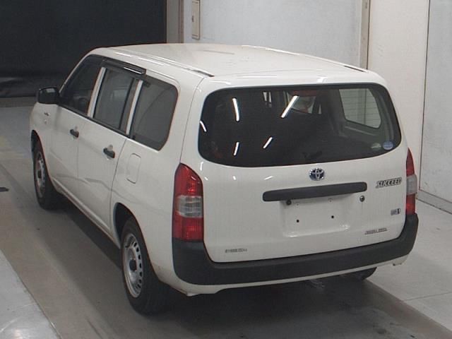 2020 Toyota Succeed Hybrid UL auction photo 2