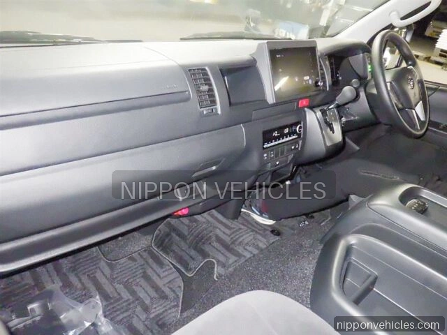 2026 Toyota Hiace Super Long GL auction photo 3