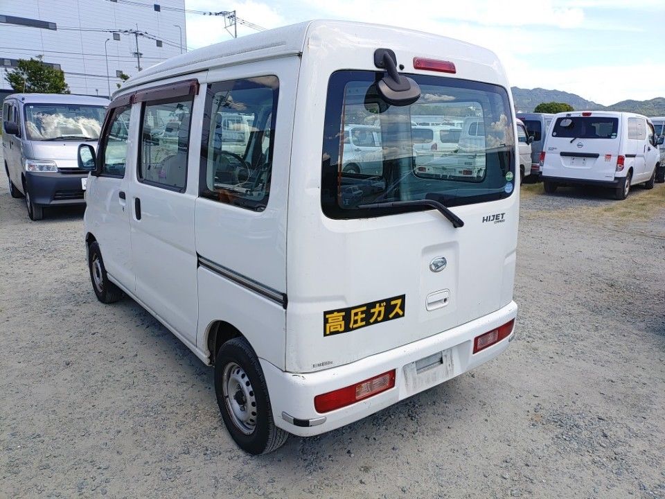 2016 Daihatsu ハイゼット カーゴ auction photo 6