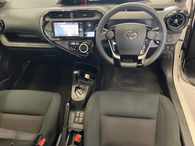2018 Toyota Aqua S Style Black auction photo 5