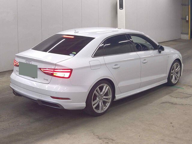 2017 Audi A3 Sedan 1.4TFSIスポSライ auction photo 5