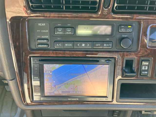 1999 Toyota Hiace リビングサルーンEX ディーゼル auction photo 6