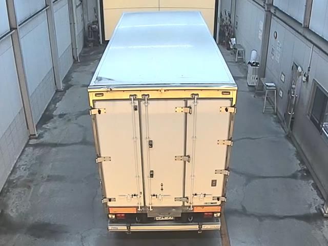 2011 Isuzu Forward 冷蔵・冷凍車 auction photo 3