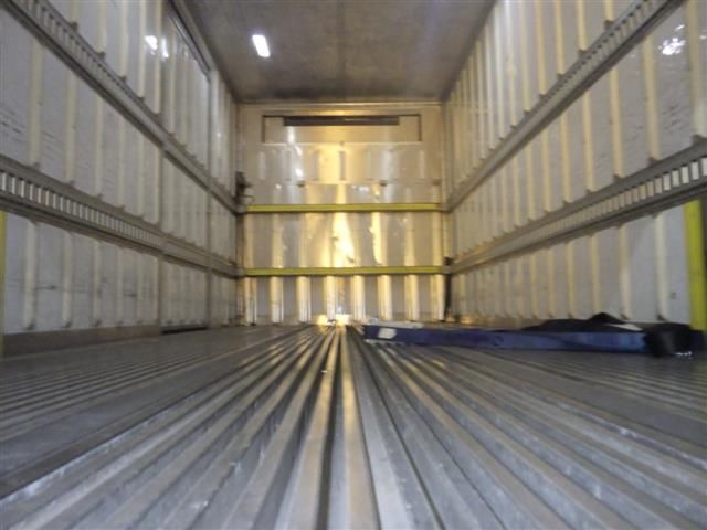 2011 Isuzu Forward 冷蔵・冷凍車 auction photo 4