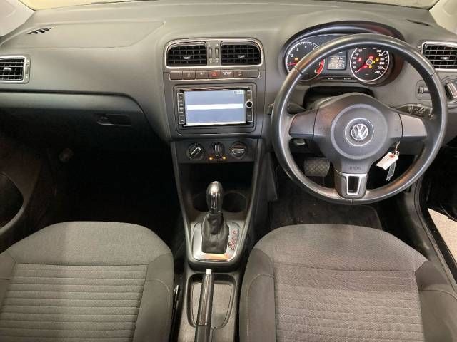 2014 Volkswagen フォルクスワーゲン ポロ アクティブ2 ブルーモーションテクノ auction photo 2