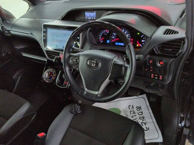2020 Toyota Noah SI WXB 3 auction photo 3
