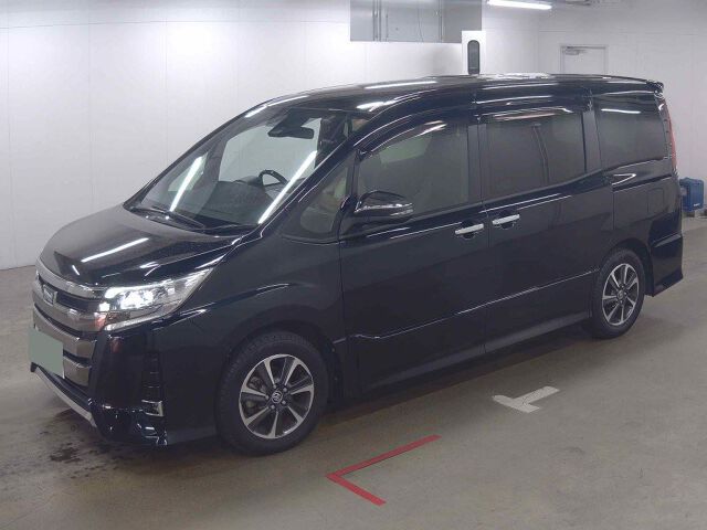 2020 Toyota Noah SI WXB 3 auction photo 4
