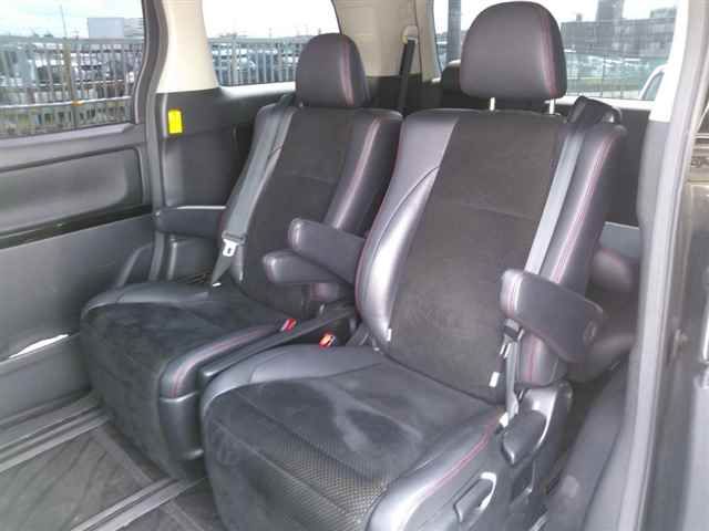 2013 Toyota Vellfire 2.4Z Golden Eyes auction photo 9