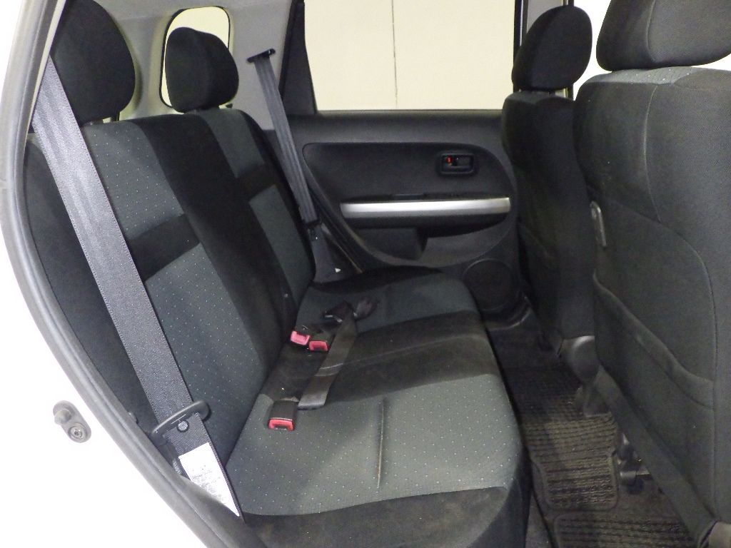 2005 Toyota Ist 1.3F L Edition auction photo 7