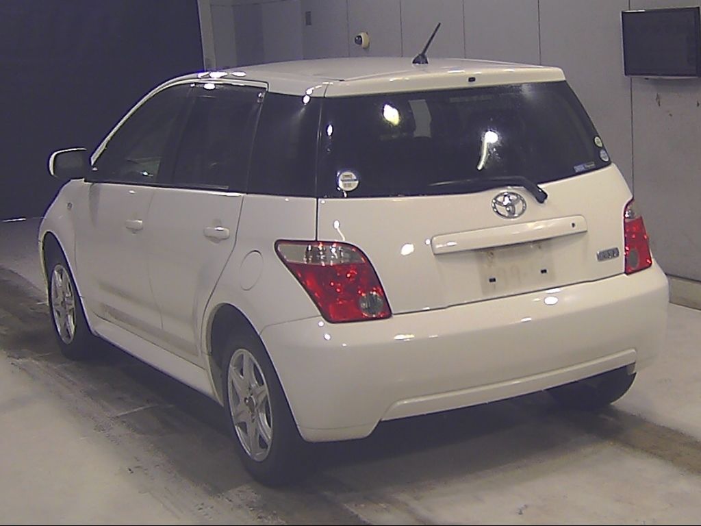 2005 Toyota Ist 1.3F L Edition auction photo 5
