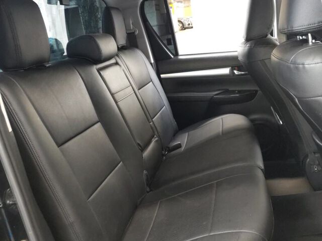 2024 Toyota Hilux Z 4WD auction photo 6