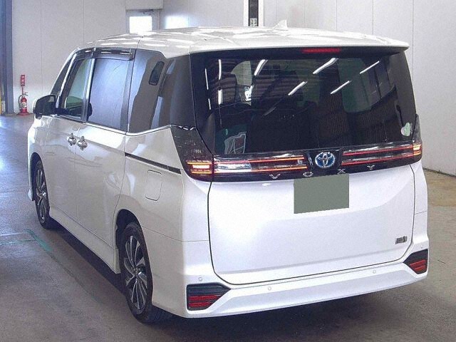 2025 Toyota Voxy ハイブリッドS-Z auction photo 2