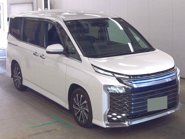 2025 Toyota Voxy ハイブリッドS-Z Japan auction vehicle