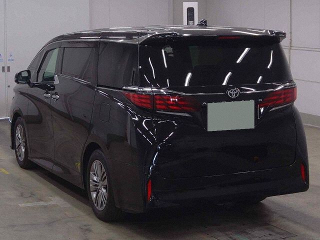 2024 Toyota Alphard Z 4WD auction photo 2