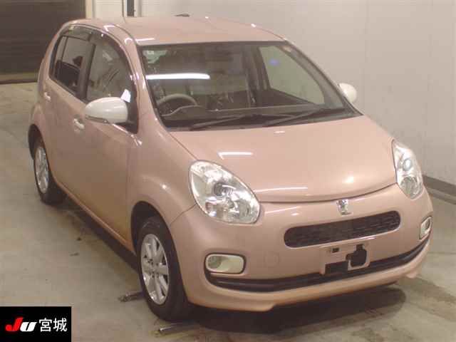 2014 Toyota Passo 4WD + Hana G Package Japan auction vehicle