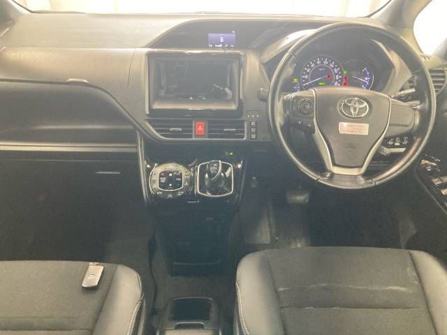 2018 Toyota Noah Hybrid Si Double Hybrid auction photo 2