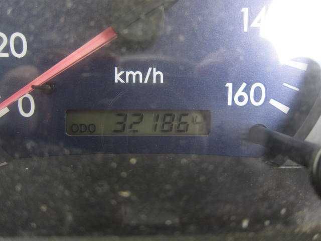 2002 Mitsubishi Fuso Canter 2.0t Aluminum Van auction photo 11