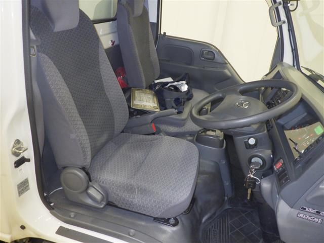 2020 Mazda タイタン Refrigerated and frozen trucks auction photo 6