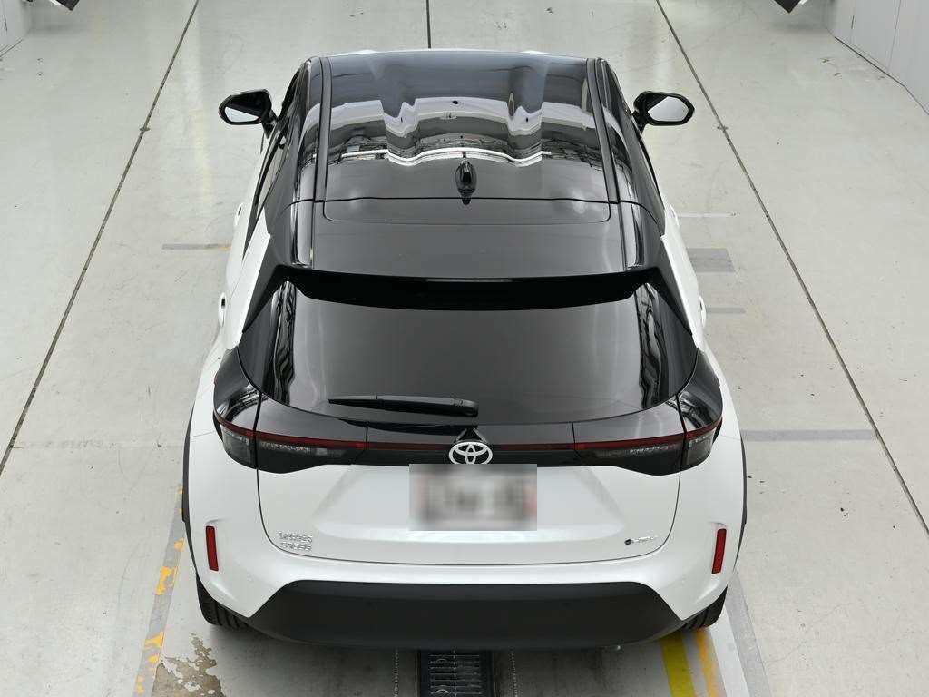2025 Toyota Yaris Cross ハイブリッドZ auction photo 8