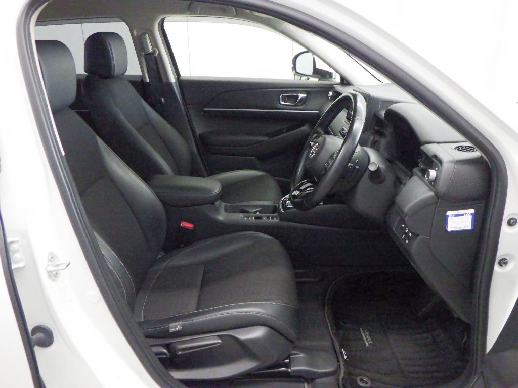 2021 Honda Vezel e:HEV Z auction photo 6