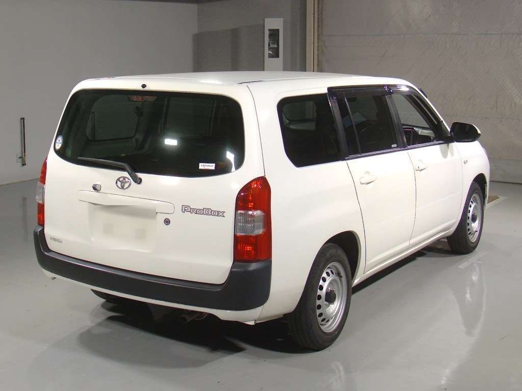2021 Toyota Probox GL auction photo 2
