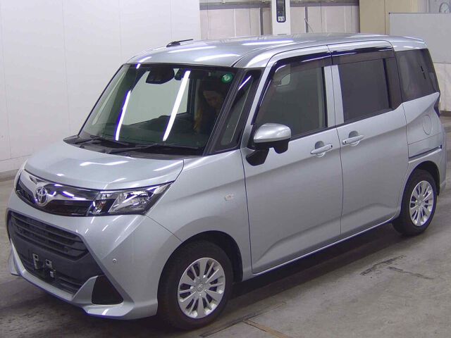 2019 Toyota Tank X S auction photo 4