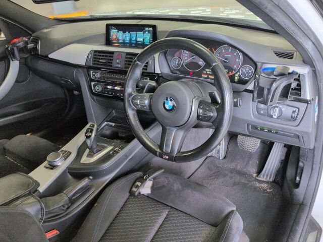 2017 BMW 3 Series 320D M Sport auction photo 3