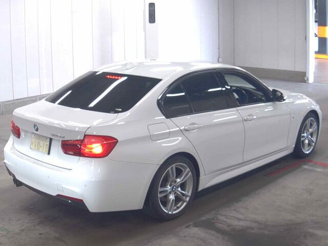 2017 BMW 3 Series 320D M Sport auction photo 5
