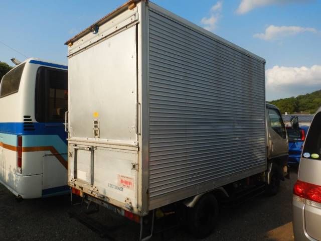 2000 Mitsubishi Fuso Canter Van auction photo 5