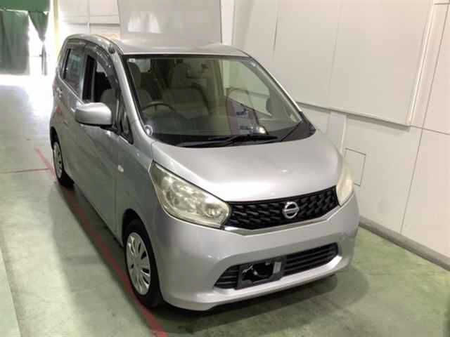 Japan Auction Vehicles 4 2013 Nissan Dayz J auction photo