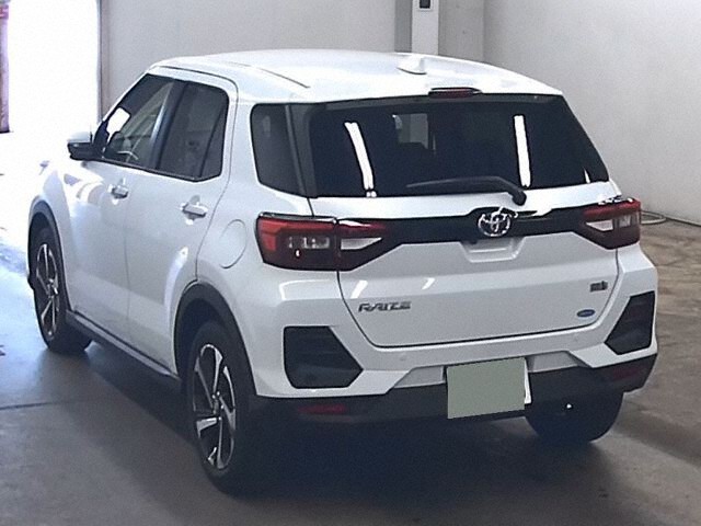 2026 Toyota Raize Hybrid Z auction photo 2