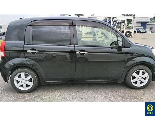 2014 Toyota Porte auction photo 12