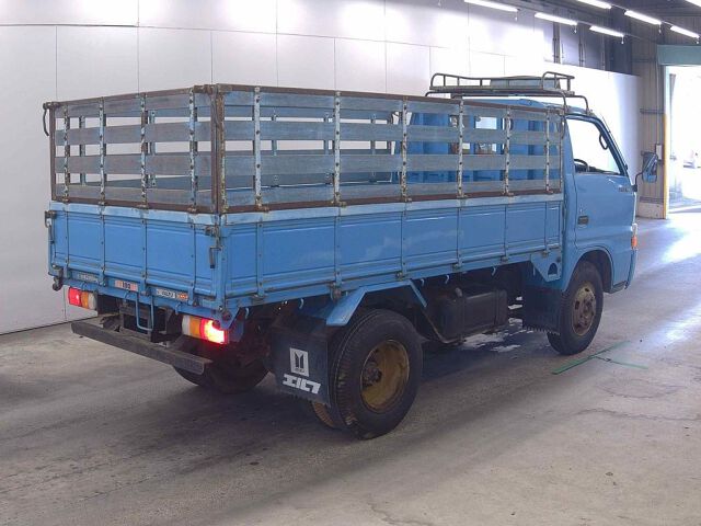 1984 Isuzu Elf auction photo 5