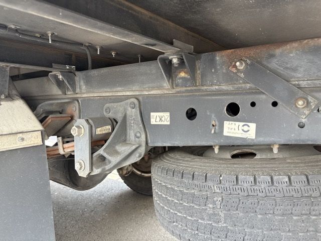 2010 Isuzu Elf Reizo Reito auction photo 14